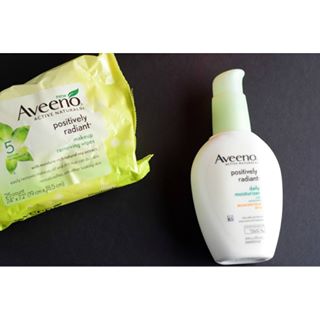 My newest obsessions! These @aveeno products are Amazing! #radiantwithaveeno #IC