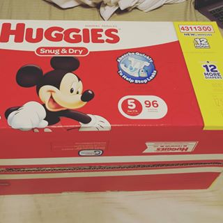 Our favorite @huggies diapers for our little one. Picked them up from my local @krogerCo. #HuggiesatKroger #2 media #Ad
