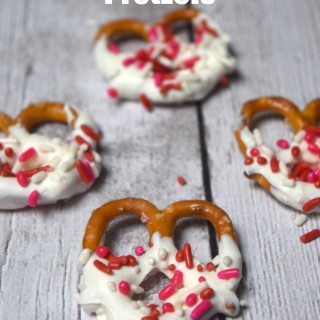 Chocolate Dipped Pretzels
