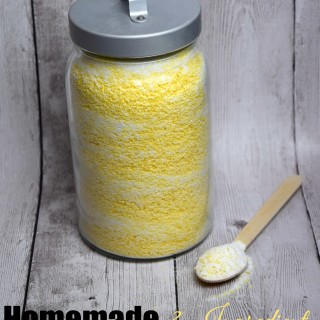 Homemade 3 Ingredient Laundry Detergent