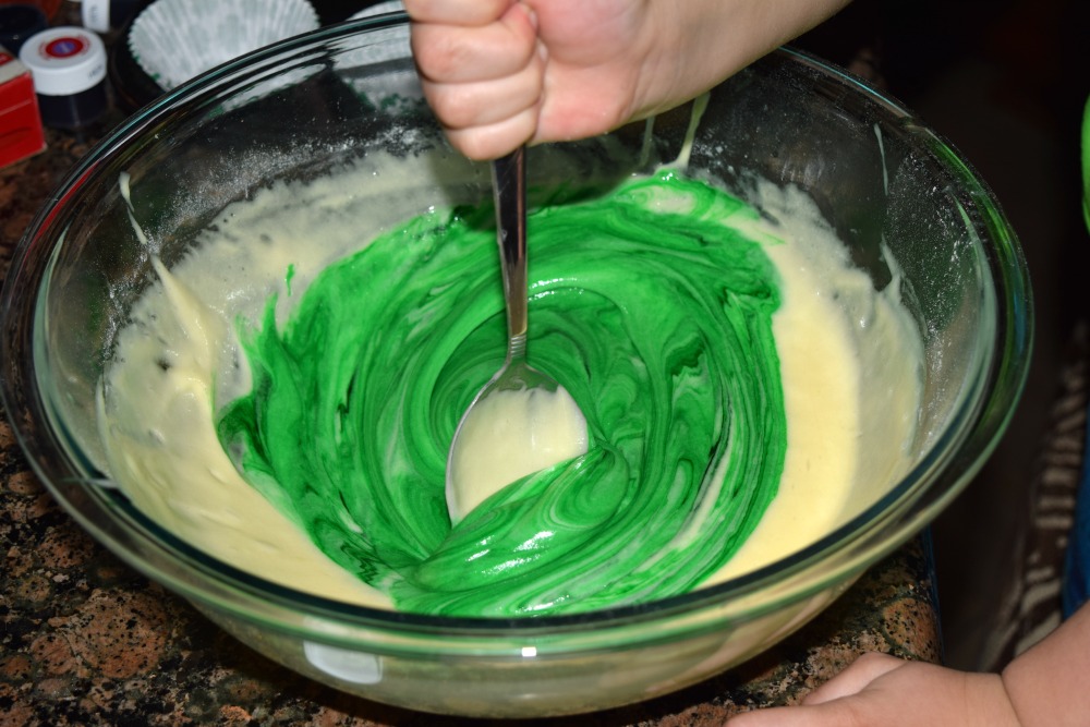 St. Patricks Day Cupcakes color