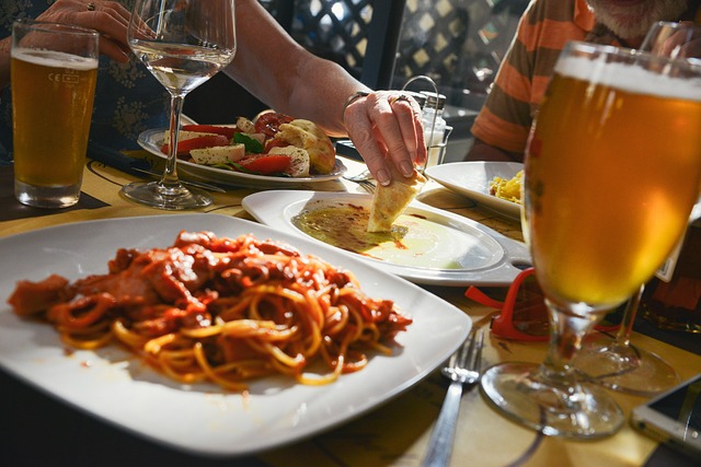 The Hidden Costs of Eating Out: Why Home Cooking is Better for Your Wallet and Your Health